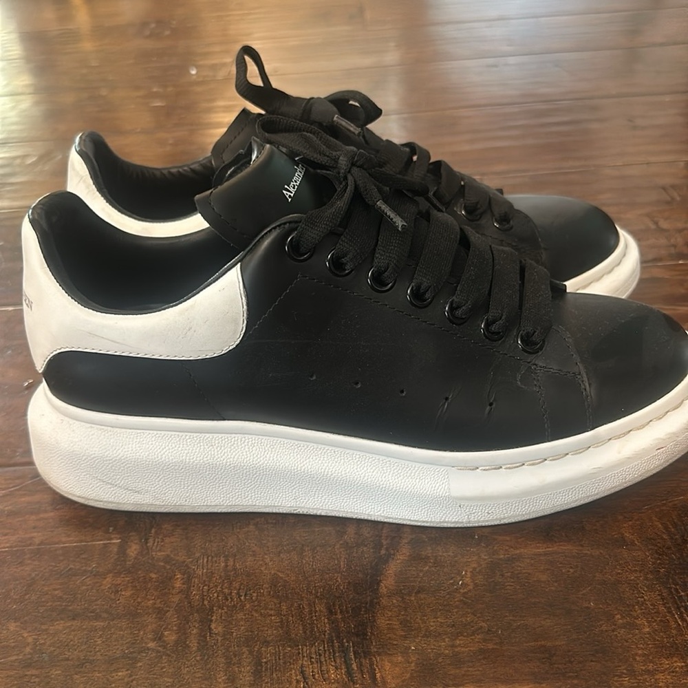 Alexander McQueen Oversized Sneakers 43.5
